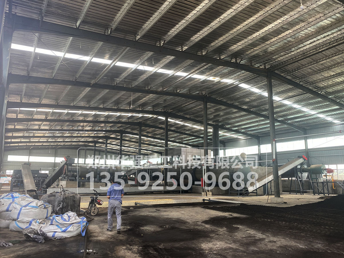 實現(xiàn)綠色農(nóng)業(yè)夢想，打造年產(chǎn)十萬噸豬糞有機肥生產(chǎn)線